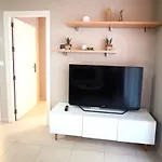דירה By With Pool