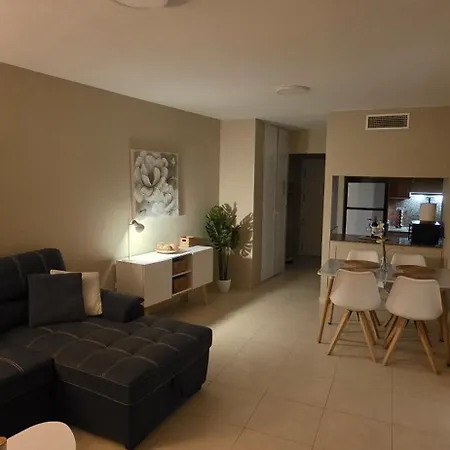 By With Pool Apartamento