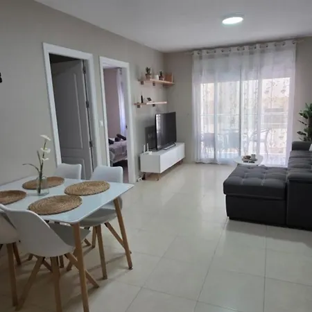 Pmt11 - Location And Pool *